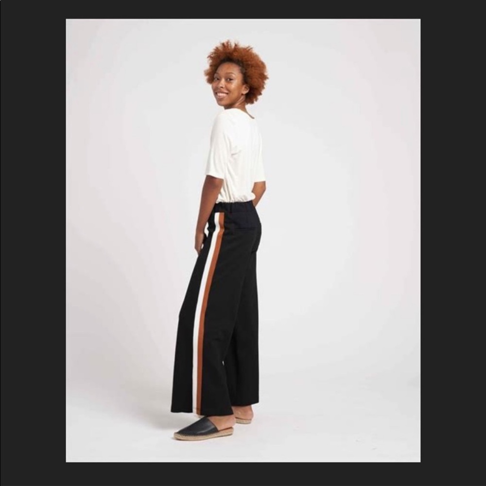 NWOT universal standard Stephanie Wide leg pants Size 6-8. Never worn.